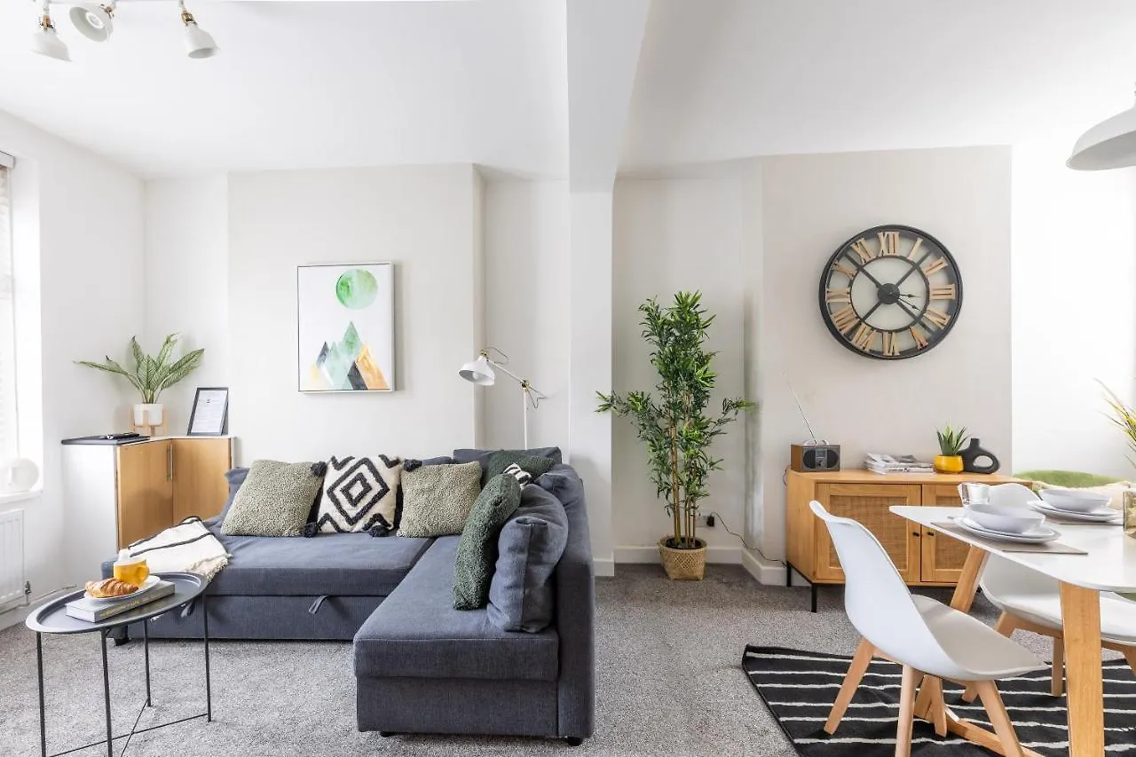 Holiday home Levi Suite By Koya Homes - 3-Bedroom Home, Downtown Cardiff, Free Parking