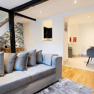  Holiday home Ford Gate - Modern Luxury Based In United Kingdom